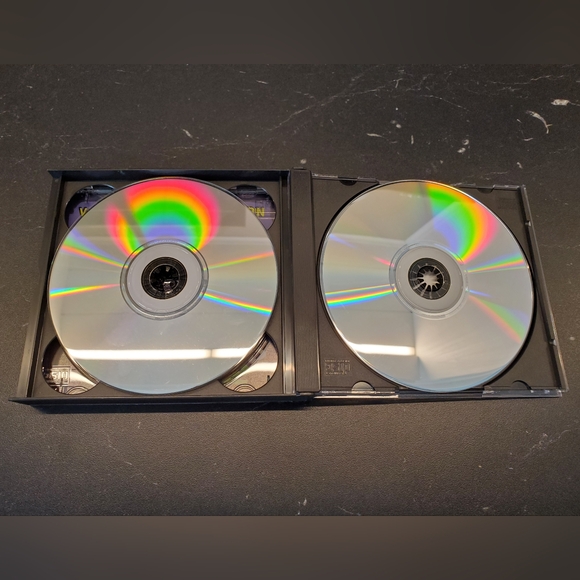 The Sims 2 Base Game for PC. Complete 4 Disc. - Picture 6 of 6